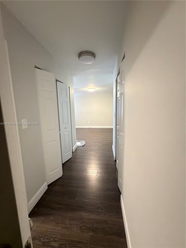 Building Photo - 15400 SW 81st Cir Ln