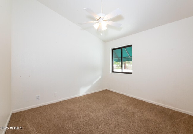 Building Photo - 20 E Redondo Dr