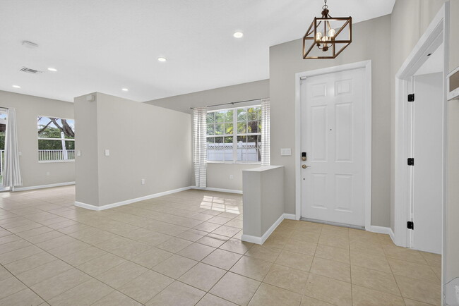 Building Photo - 1475 Running Oak Ln