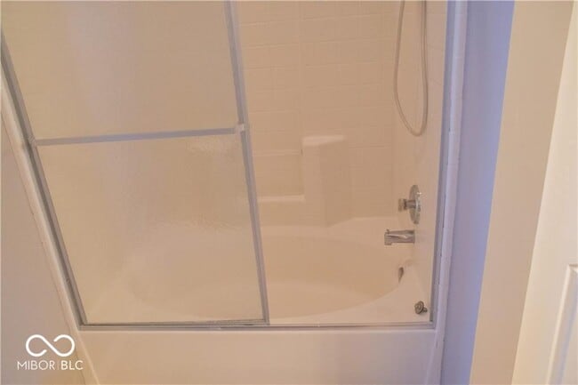 Building Photo - 12403 E 75th St