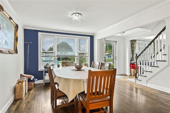 Building Photo - 191 Chases Ln