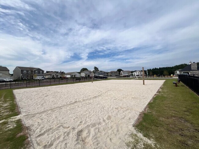 Building Photo - 812 McKenzie Pk Ter