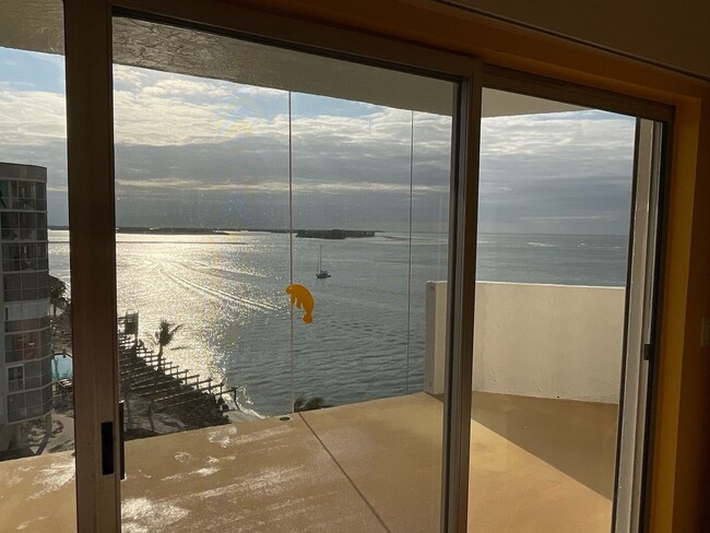 Building Photo - Gulf views from this Cozy 2 Bedroom Condo-...