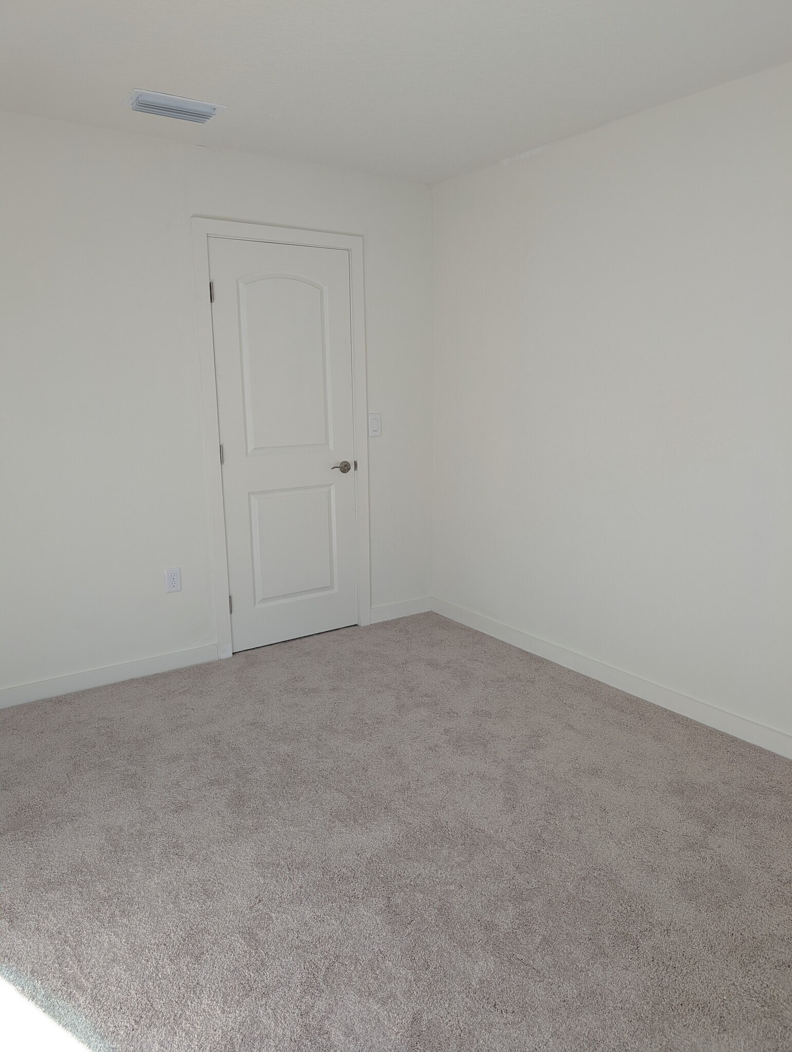 Building Photo - 1967 Iorio St