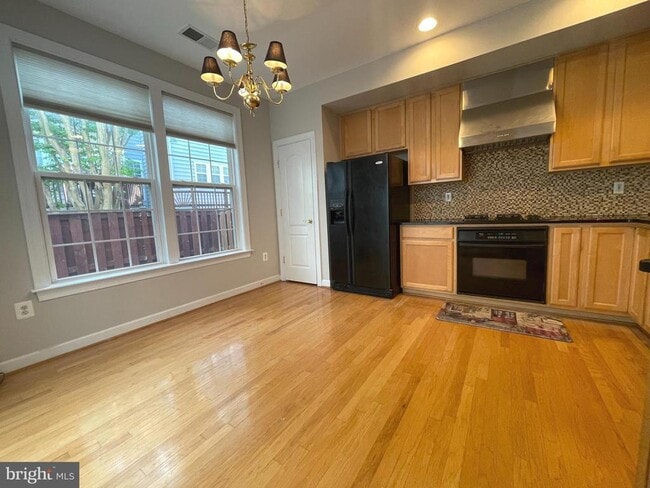 Building Photo - 11451 Fogarty Ct