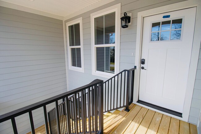 Building Photo - "Welcome to Olympia – Brand New Units + $4...