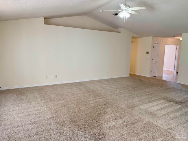 Building Photo - 3328 Marion Oaks Way
