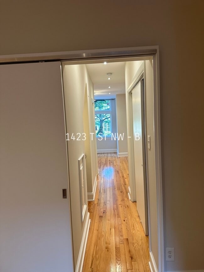 Building Photo - 1423 T St NW