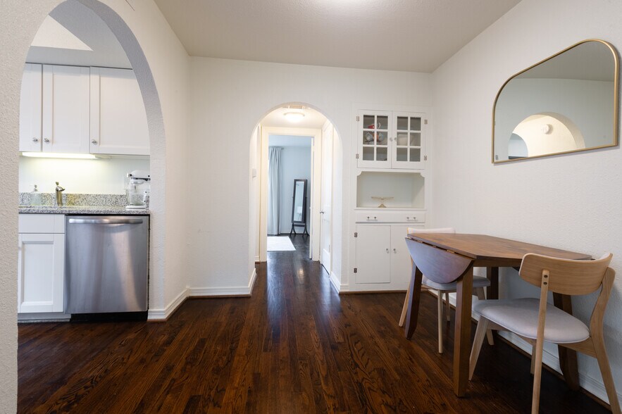 View from living area w/arched openings - 3509 Asbury St