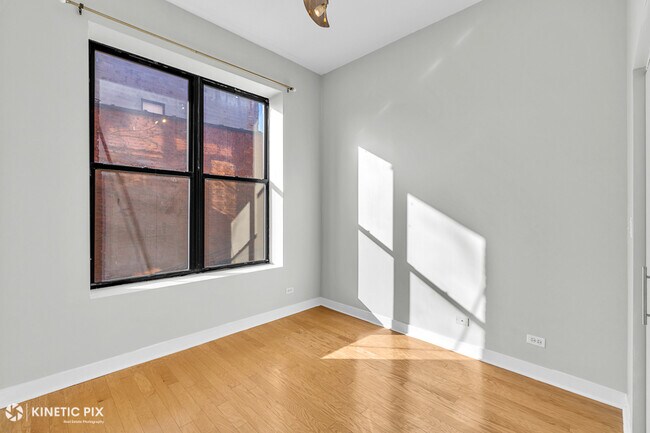 Building Photo - 1 S Leavitt St