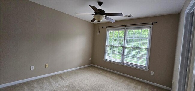 Building Photo - 1450 Ashbury Park Dr NE