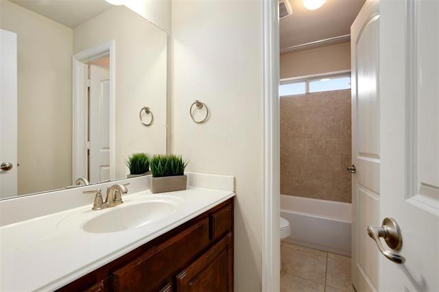 Building Photo - 1087 Sahallee Dr