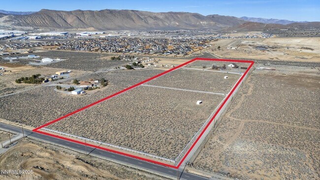 Building Photo - 430 Calle De La Plata