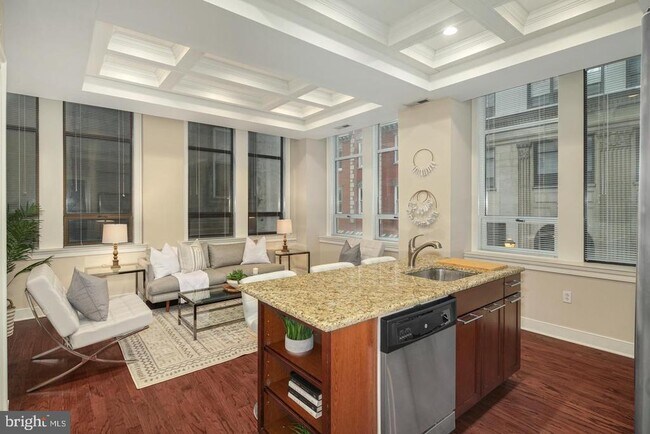 Primary Photo - 1501 Locust St