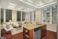 Building Photo - 1501 Locust St