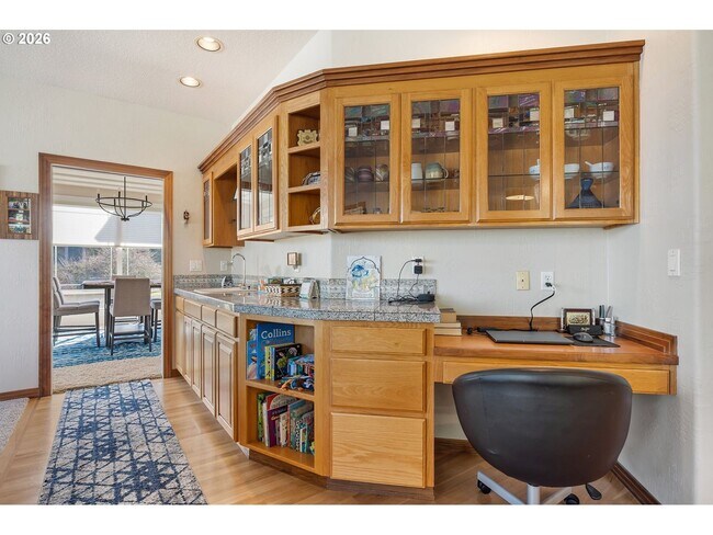 Building Photo - 13923 SW Mistletoe Dr