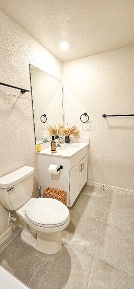 Building Photo - 9100 Tequila Sunrise Dr