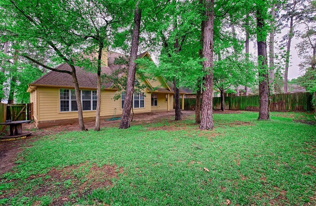 Building Photo - 14918 Pollux Dr