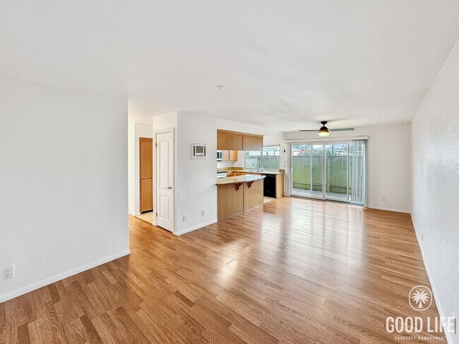 Primary Photo - Great 2B/2BA Condo in Oceanside!