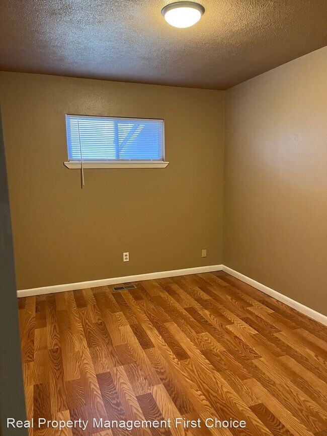 Building Photo - 3 br, 2 bath House - 601 Cedar Lane