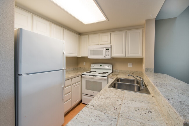 Building Photo - 9750 SE Talbert St