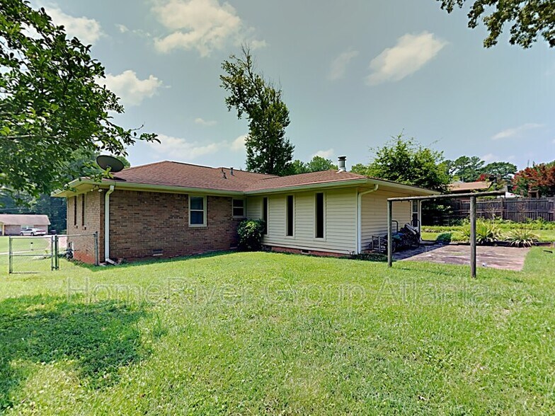 Building Photo - 3820 Tommy Dr