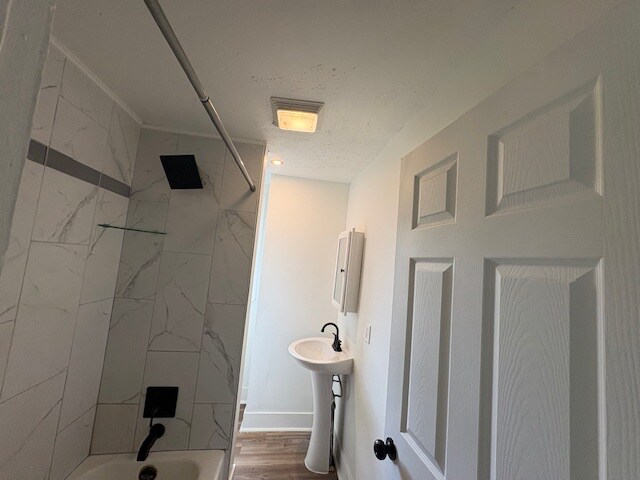 Building Photo - 190 Economy St