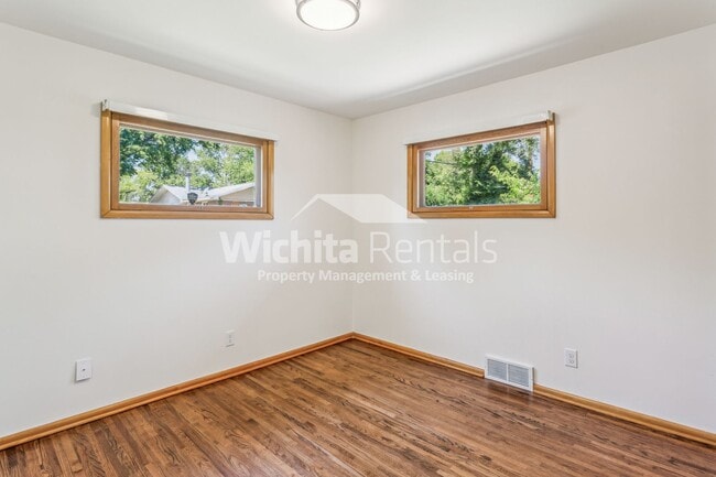 Building Photo - Coming soon!