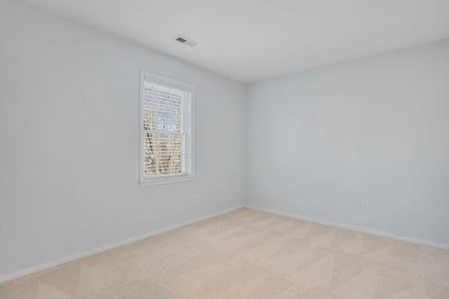 Building Photo - 11704 Park Forest Ct