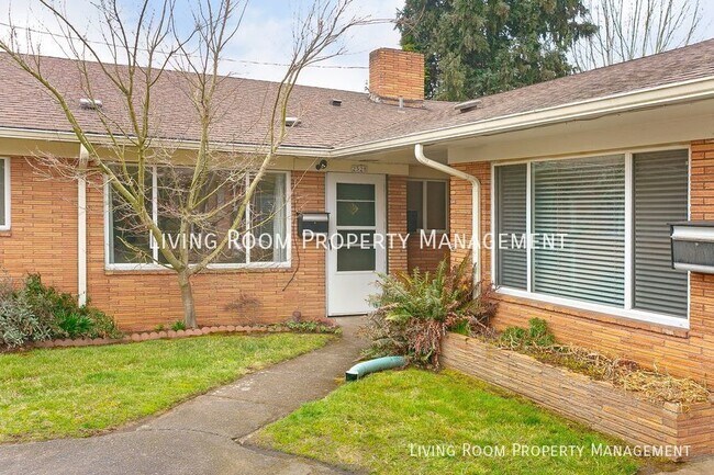Building Photo - Remodeled 1BR/1BA in the Overlook Neighbor...