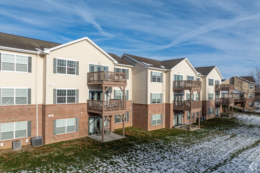 Building Photo - Sanctuary Grove Luxury Apartments