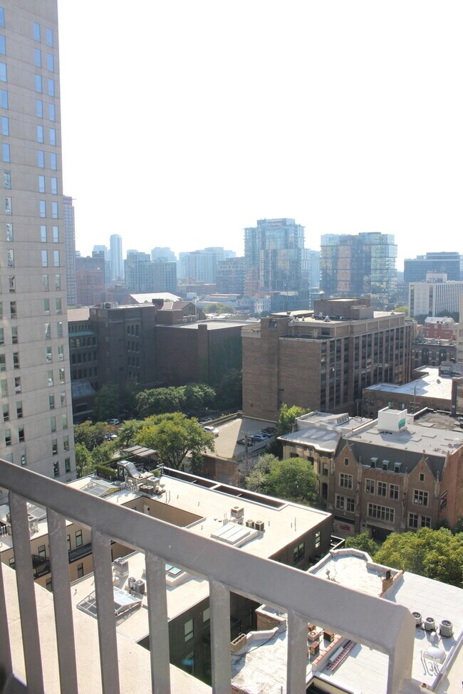 Building Photo - 1030 N State St
