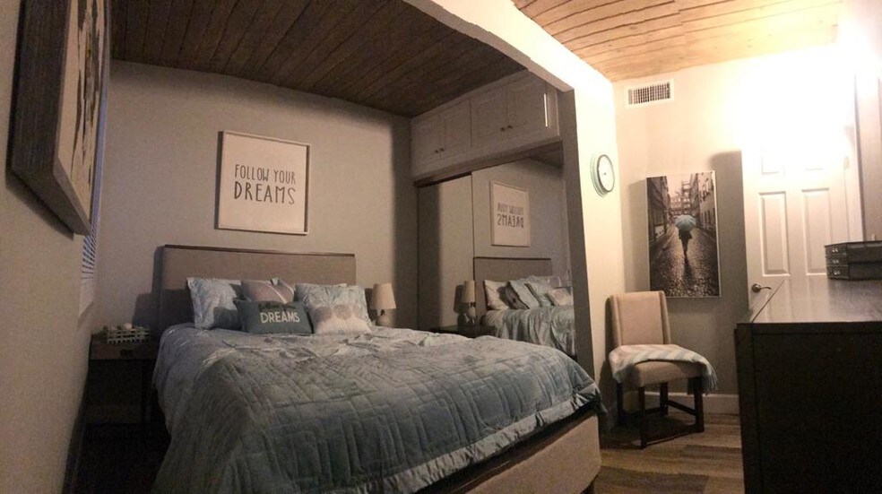 Bedroom 1 - 828 S Falcon St