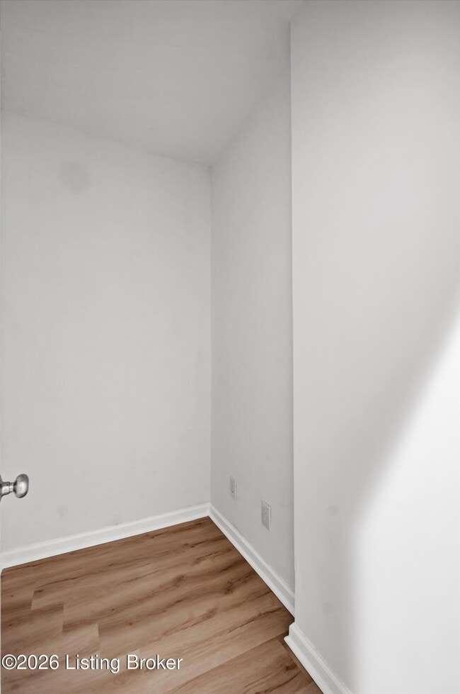 Building Photo - 2726 Brownsboro Rd