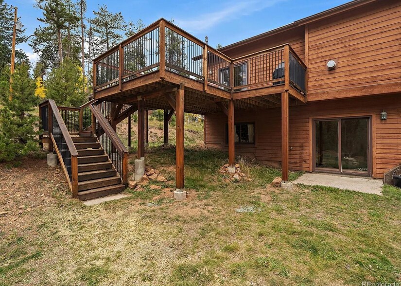 Building Photo - 34878 Forest Estates Rd