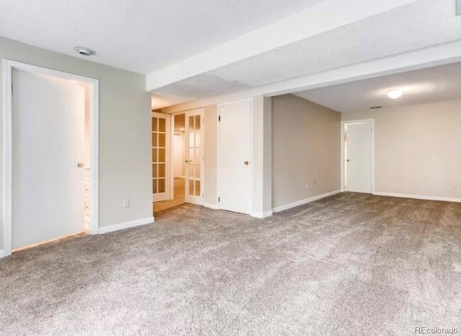 Building Photo - Long Realty & Property Management - 5 Bedr...