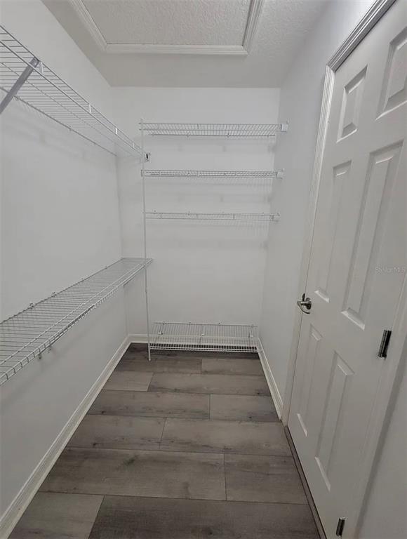 Building Photo - 2486 Seven Oaks Dr