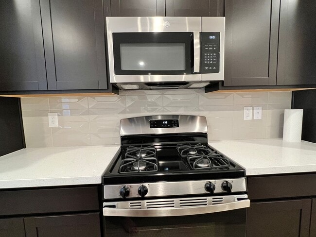 Building Photo - 1072 Gabriela Rdg Ln