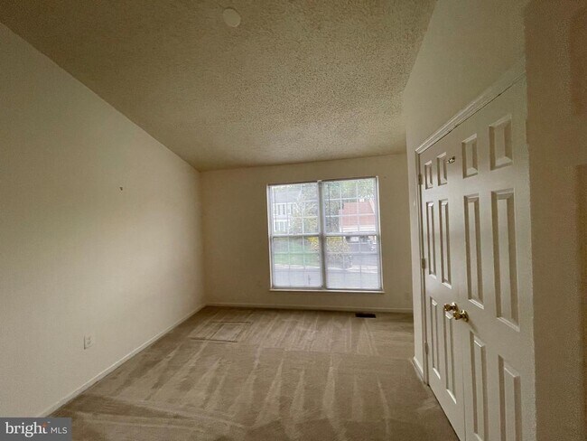 Building Photo - 2807 White Birch Ct