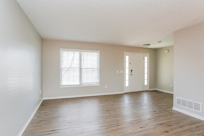Building Photo - 203 Niatross Pl