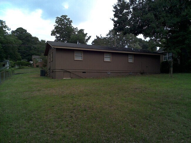 Building Photo - **UPCOMING**Total Electric** East Columbus, GA 3 Bedroom / 1 Bathroom Home for Rent***