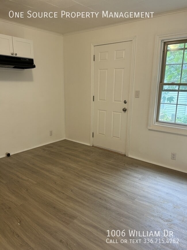 Building Photo - 1006 William Dr