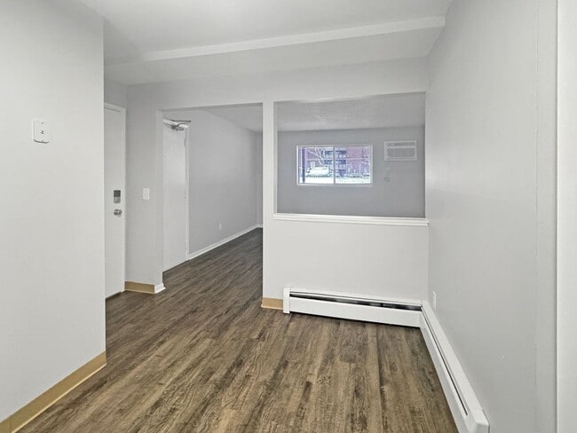 Building Photo - 2422 36th St SW