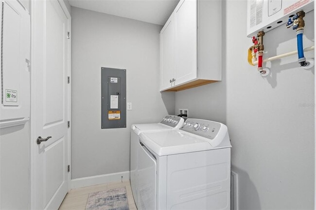 Building Photo - 2516 Coral Ct.