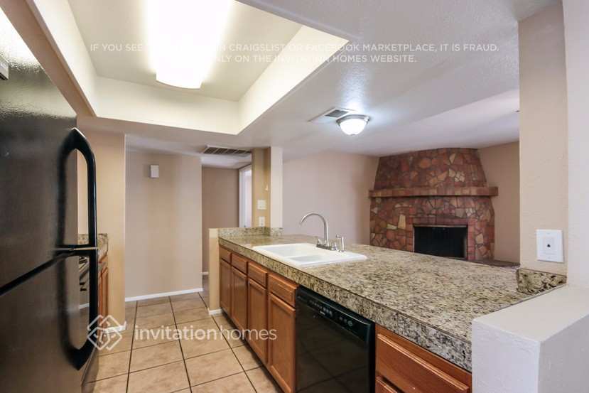 Building Photo - 5816 W Carol Ann Way