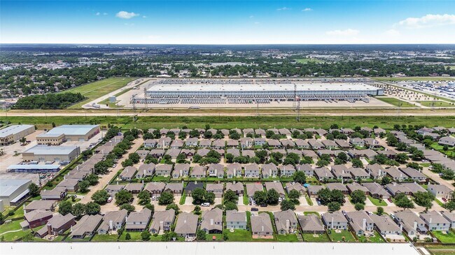 Building Photo - 9107 S Ferndale Pl Dr