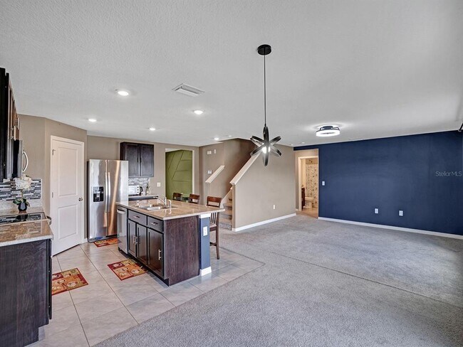 Building Photo - 7850 Sail Clover Ln