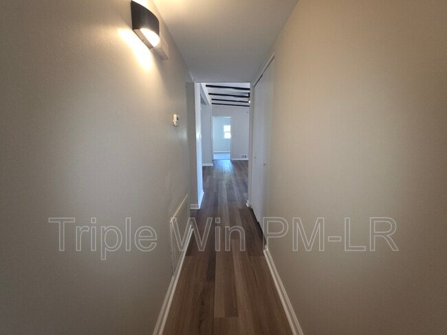 Building Photo - 1516 Gregory St