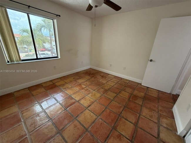 Building Photo - 1221 SW 124th Ct