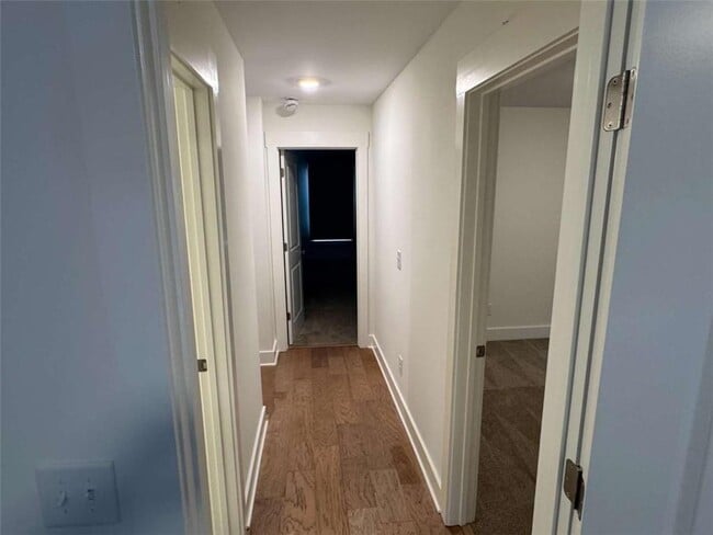 Building Photo - 2442 Mills Bend